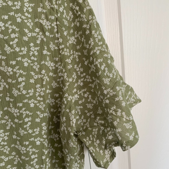 Ghanda Floral Dress - Picture 3 of 5